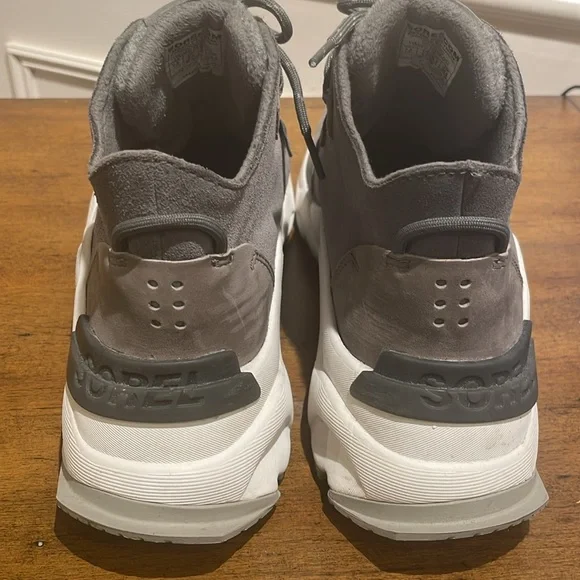 Sorel shoes - Picture 2 of 7